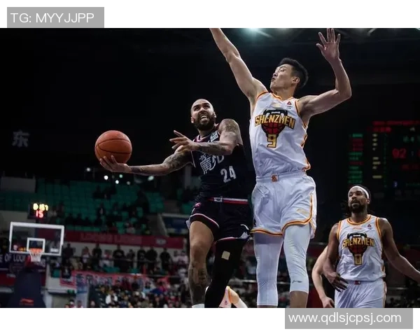 深圳篮球队防反体系解析：高效防守与快速反击的完美结合